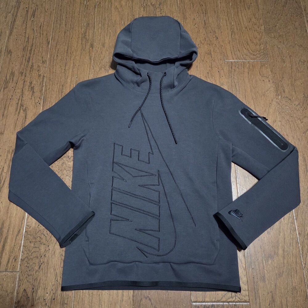 Nike Men’s Small Tech Fleece Pullover Graphic Hoodie Anthracite Gray DX0577-060